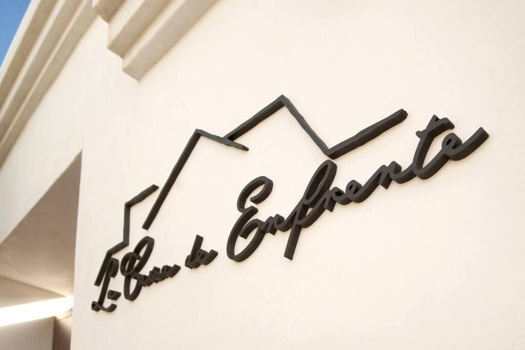 הוילה Herencia La Casa De Enfrente מראה חיצוני תמונה